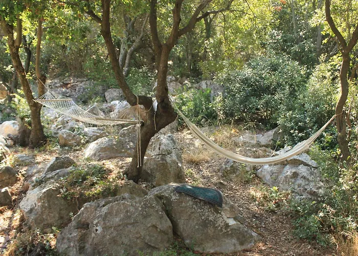 Guest house Twin Lucica 990b Lastovo